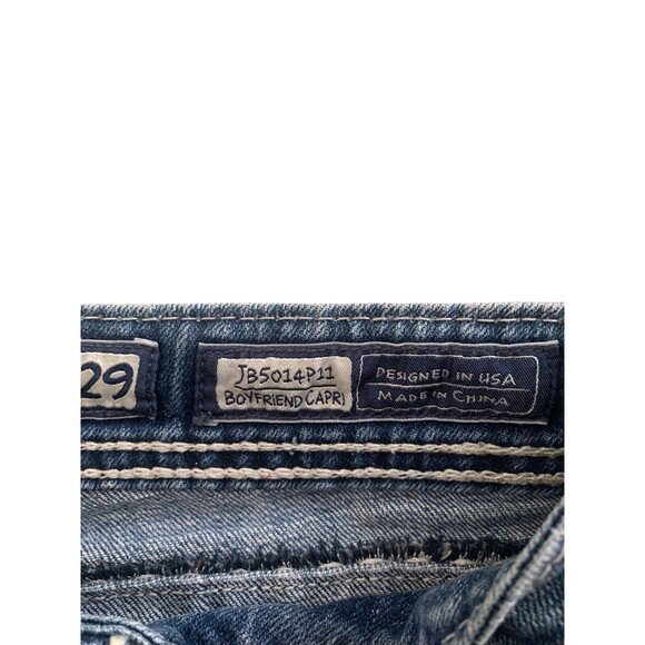 Miss Me Jeans Women’s Size 29 Boyfriend Capri Distressed Blue Denim Thick Stitch - Picture 5 of 8